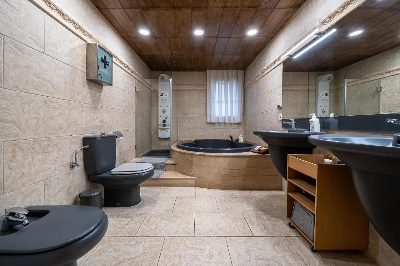 Villa Luxury Rock Tirri Reus 0*,  Spanyolország